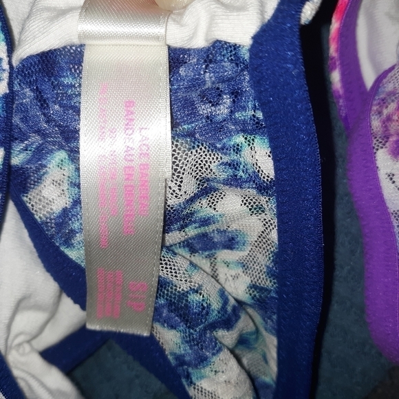 Pink Victoria Secret lace bandeaus bras size small Y2K - Picture 4 of 4